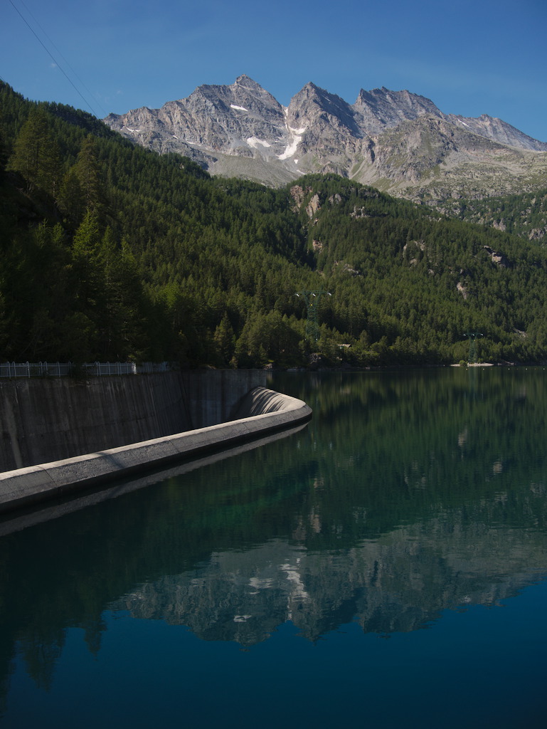 Troppo pieno del lago di Ceresole