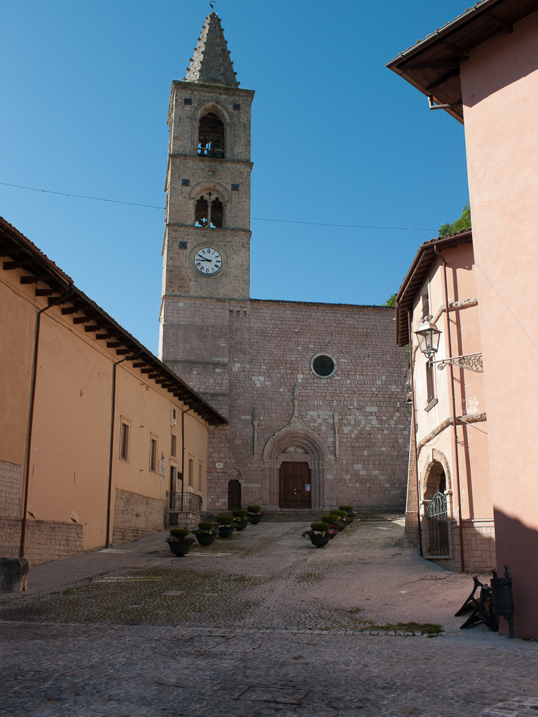 Leonessa - Piazza 7 aprile