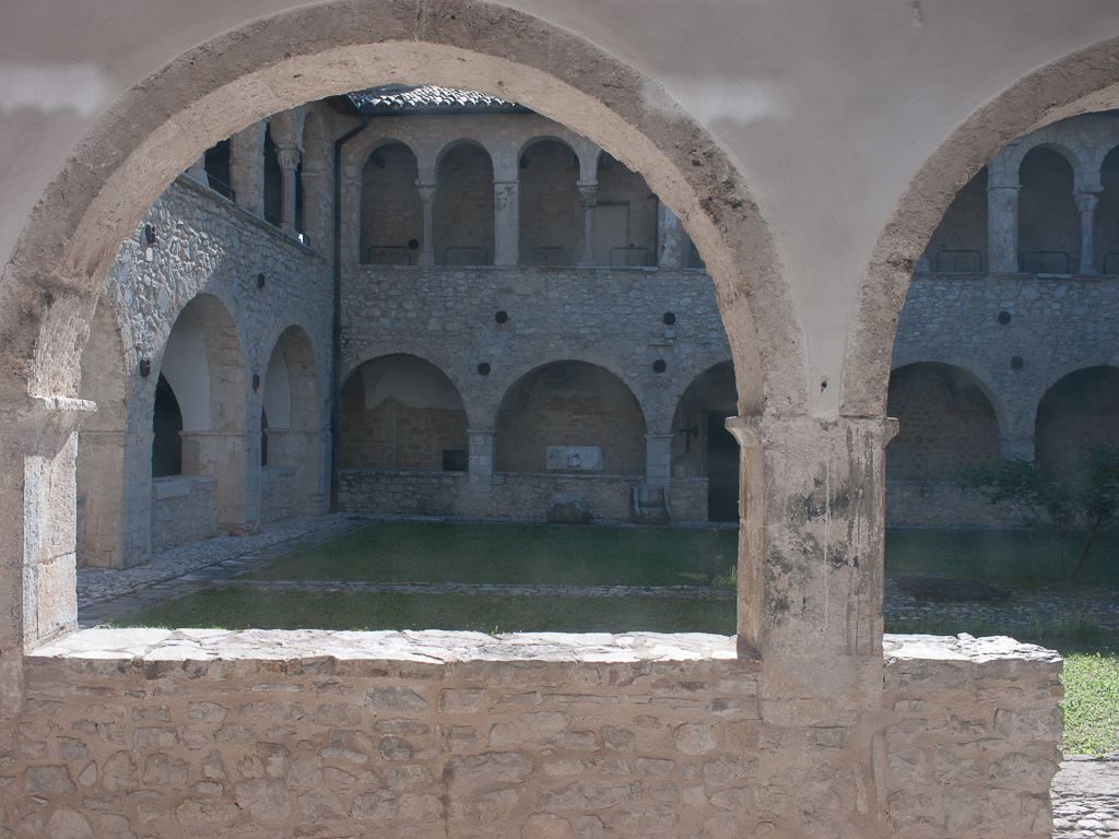 Leonessa - Chiostro di san Francesco